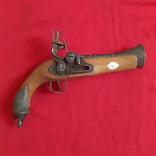 فروش تپانچه خاص و کمیاب ساخت دست کلکسیونی چقماق چوی