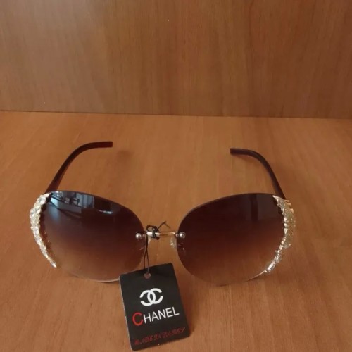 فروش عینک آفتابی قهوه ای زنانه نگین دار طلایی گرد