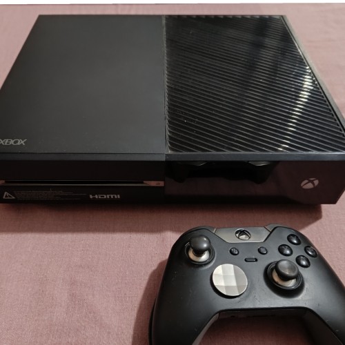 فروش Xbox One Elite 1TB در حد نو با گیم کامل