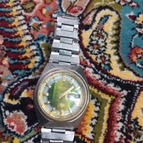 فروش دو عدد ساعت اوماکس با وضعیت نیاز به سرویس