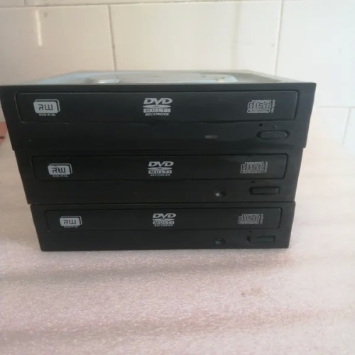فروش DVD رایتر لایت آن درب سوزنی با مشکل باز نشدن