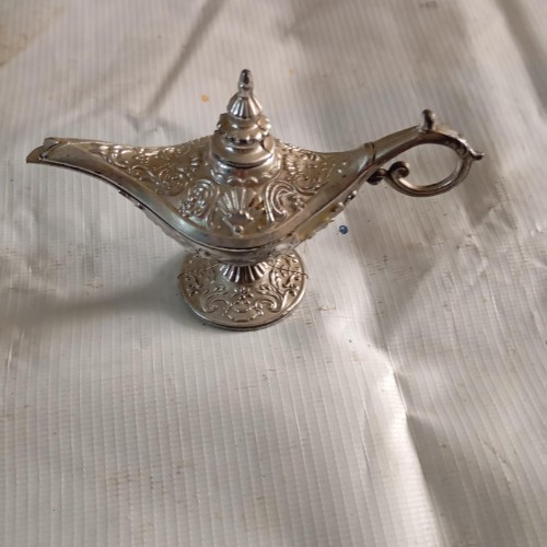 فروش چراغ پی سوز دکوری پلاستیکی با طراحی جذاب