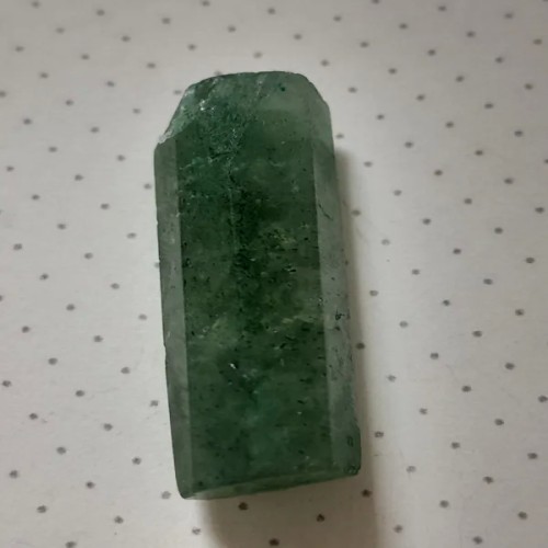 فروش زمرد راف 44 قیراطی با ابعاد 36×12×11 طبیعی