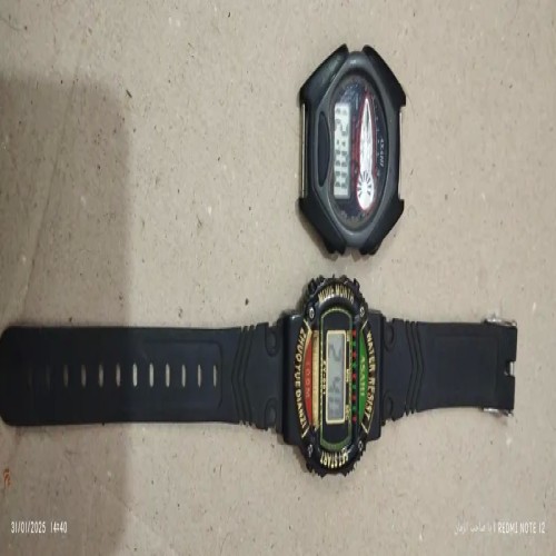 فروش دو ساعت دیجیتالی قدیمی با قیمت مناسب