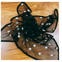 روسری زنانه مینی اسکارف بابونه، مدل خاص و شیک