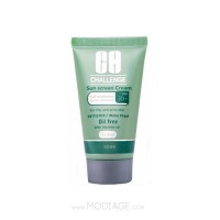 ضدآفتاب کرم پودری مخصوص پوست چرب و جوش دار چلنج SPF50