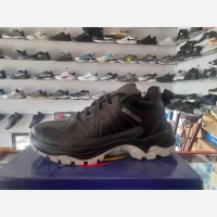 کفش طبیعت گردی اسکیچرز نیم ساق شیکاگو