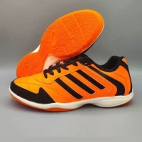 کفش فوتسال سالنی آدیداس سبک، بادوام و چسبنده