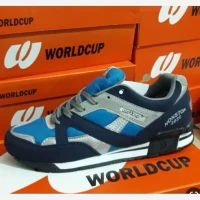 کفش ورلدکاپ آبی نوستالژی؛ راحتی و استایل روزمره