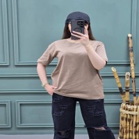 تیشرت زنانه ساده با رنگ‌بندی متنوع و سایز آزاد