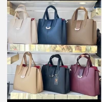 کیف زنانه جلو دکمه سه خانه