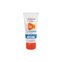 کرم ضد آفتاب و مرطوب کننده بی رنگ SPF30 آردن