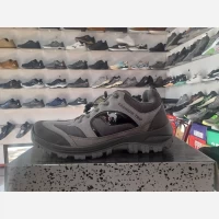 کفش اسپرت طبیعت گردی کمل طوسی راحت و مقاوم