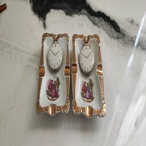 فروش جفت زیرسیگاری چینی قدیمی ساخت ژاپن با طرح زیبا