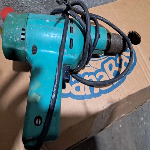 فروش دریل قدیمی سالم با موتور و سه نظام کامل