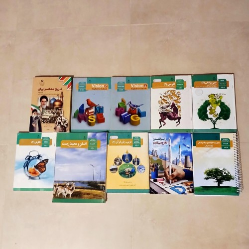 خرید 8 کتاب درسی یازدهم تجربی و جنگ 12 روزه وردسا