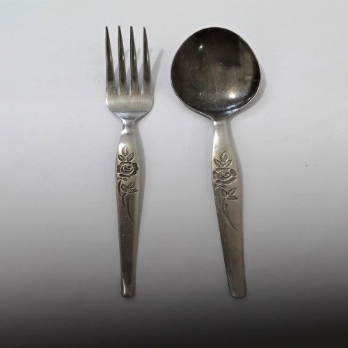 ست قاشق چنگال شیرنشان قدیمی استیل ضد زنگ