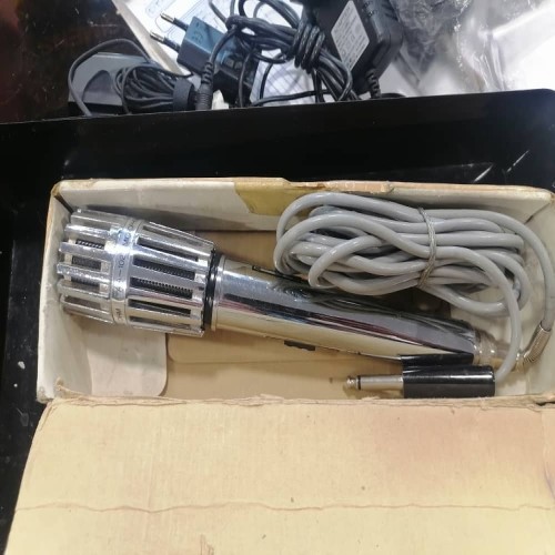 فروش میکروفون سیمی نوستالژی قدیمی با بهترین قیمت