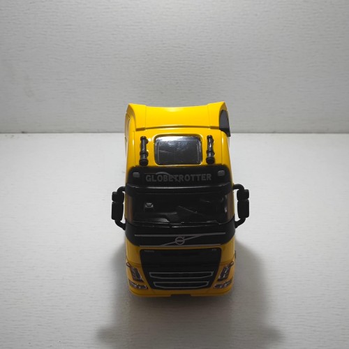 ماکت ماشین فلزی تریلی ولوو دو محور رنگ طلایی