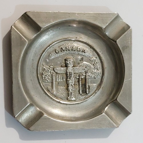 فروش جاسیگاری با طرح جاذبه‌های کانادا