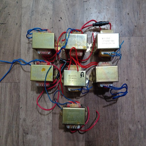 فروش 7 عدد ترانس 12.5 ولت 2.4 آمپر با قیمت مناسب
