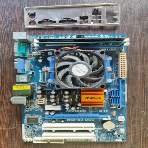 فروش باندل 2 هسته ای با 8 گیگ رم DDR3