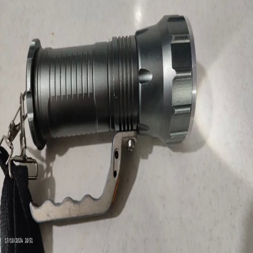 نور افکن دستی فلزی با باتری قابل شارژ و سه حالت نور