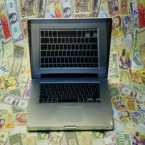 فروش مک‌بوک پرو 15 اینچ واید با طراحی استثنایی و عملکرد عالی