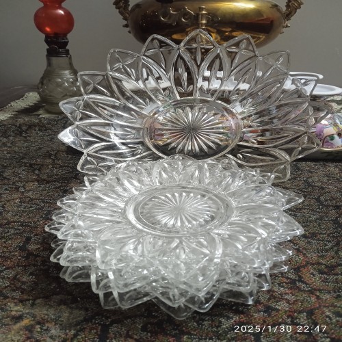 فروش سرویس 7 پارچه شیرینی خوری چک با طراحی خاص