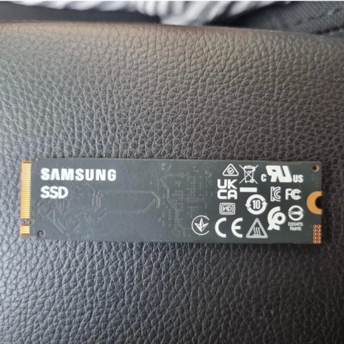 فروش هارد SSD M.2 Samsung 256GB Gen4x4 با گارانتی