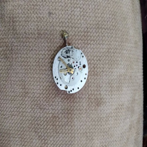 فروش موتور ساعت مچی قدیمی تست نشده