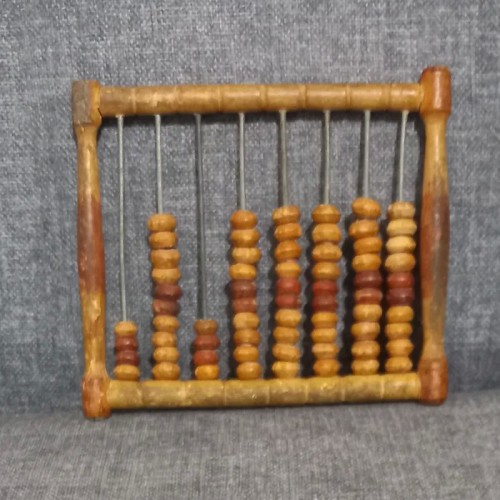 فروش چرتکه قدیمی چوبی کوچک