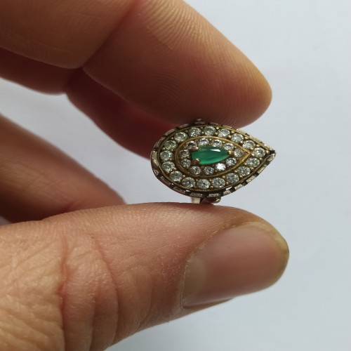 فروش انگشتر نقره زنانه نگین زمرد زیبا و خوشدست