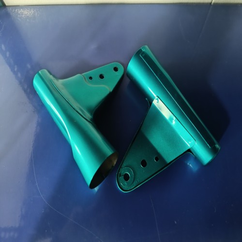 گوشواره چراغ یاماها 100 شرکتی با رنگبندی متنوع